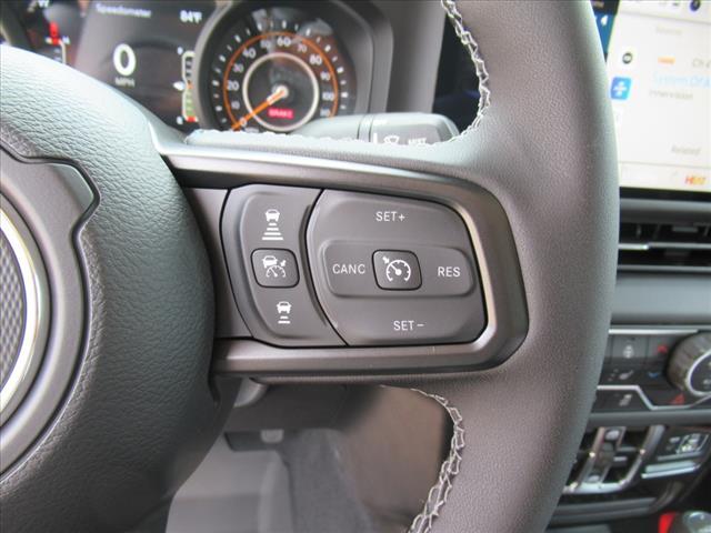 new 2025 Jeep Gladiator car, priced at $45,182