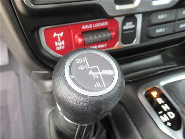 new 2025 Jeep Gladiator car, priced at $38,610