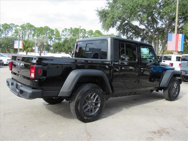 new 2025 Jeep Gladiator car, priced at $38,610