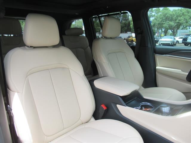 new 2025 Jeep Grand Cherokee car, priced at $48,541