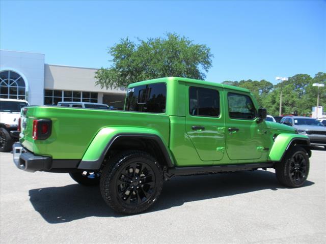 new 2025 Jeep Gladiator car, priced at $42,793