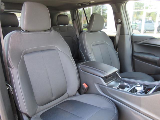 new 2025 Jeep Grand Cherokee car, priced at $32,071