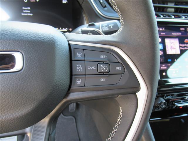 new 2025 Jeep Grand Cherokee car, priced at $32,071