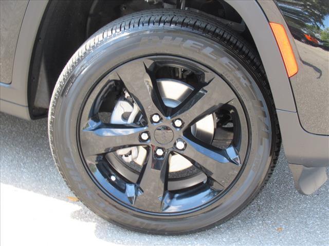 new 2025 Jeep Grand Cherokee car, priced at $36,528