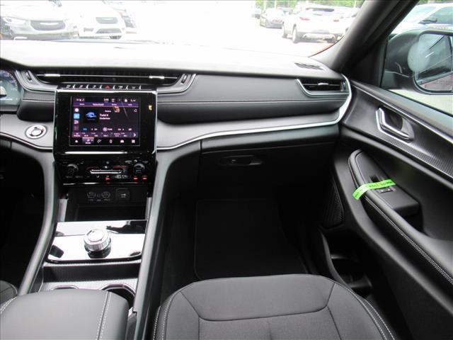 new 2025 Jeep Grand Cherokee L car, priced at $37,915