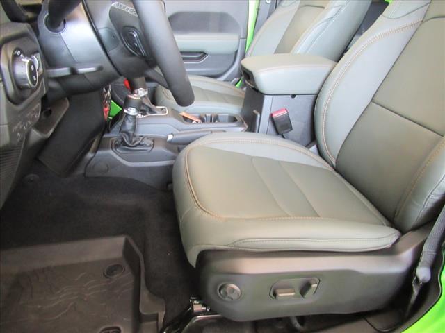 new 2025 Jeep Gladiator car, priced at $52,300