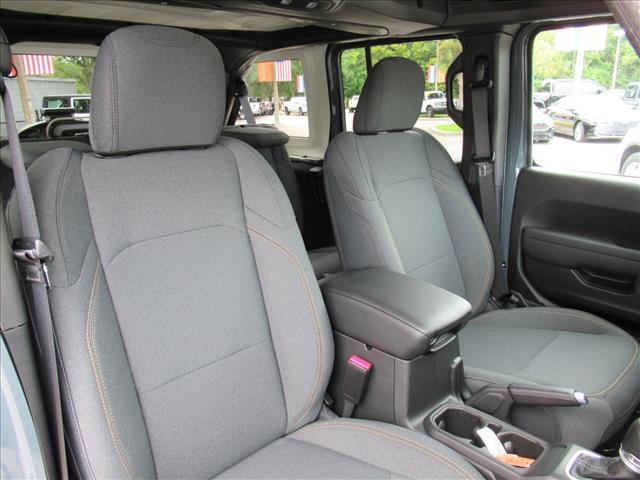 new 2025 Jeep Wrangler car, priced at $43,040