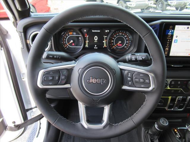 new 2025 Jeep Wrangler car, priced at $52,132
