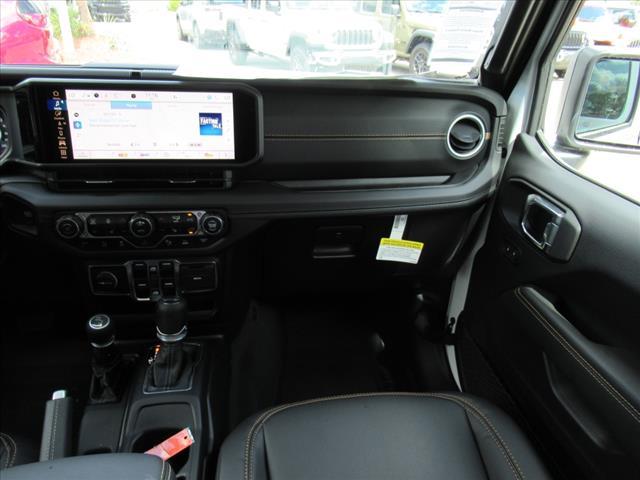 new 2025 Jeep Wrangler car, priced at $52,132