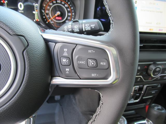 new 2025 Jeep Wrangler car, priced at $52,132
