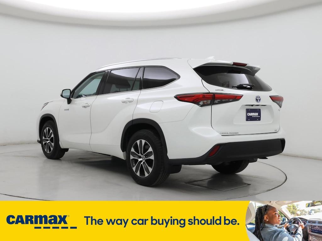 used 2021 Toyota Highlander Hybrid car, priced at $36,998