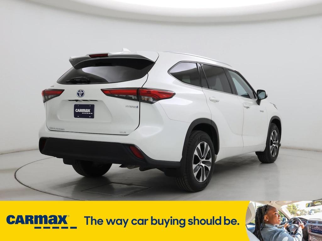 used 2021 Toyota Highlander Hybrid car, priced at $36,998