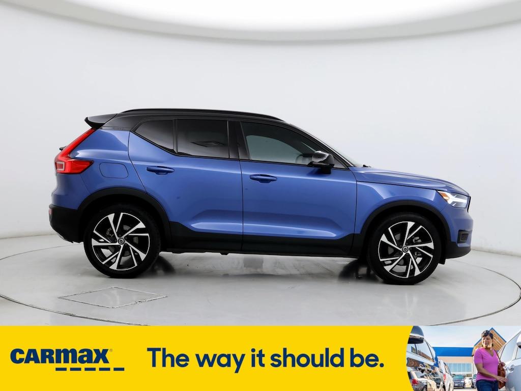 used 2020 Volvo XC40 car, priced at $26,998