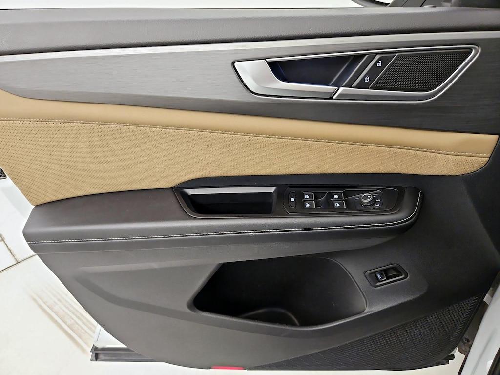 used 2024 Volkswagen Atlas Cross Sport car, priced at $33,998