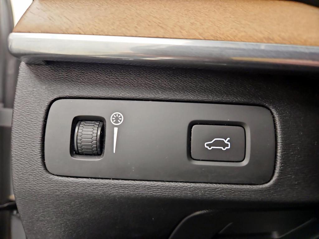 used 2019 Volvo XC90 car, priced at $29,998
