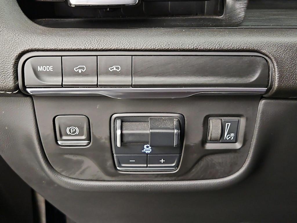 used 2021 Cadillac Escalade car, priced at $61,998