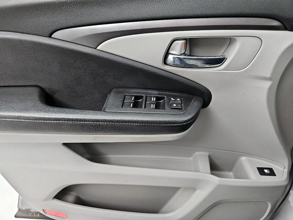 used 2017 Honda Pilot car, priced at $17,998