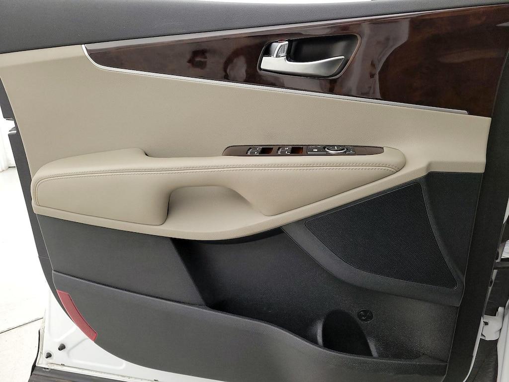 used 2018 Kia Sorento car, priced at $15,998