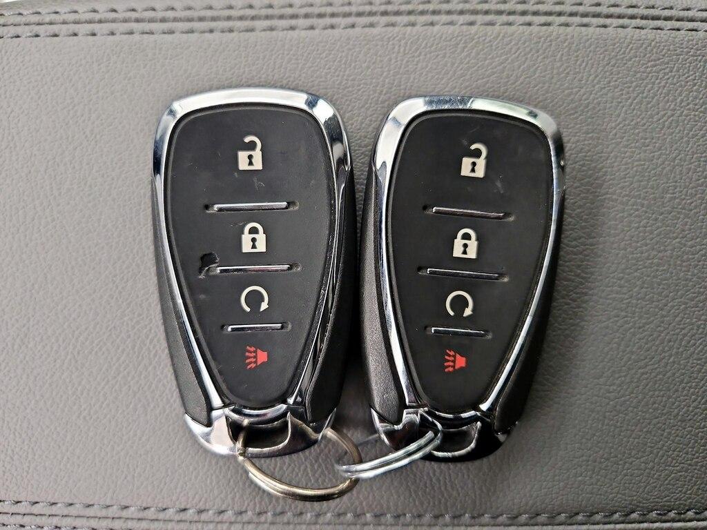 used 2022 Chevrolet Bolt EUV car, priced at $23,998