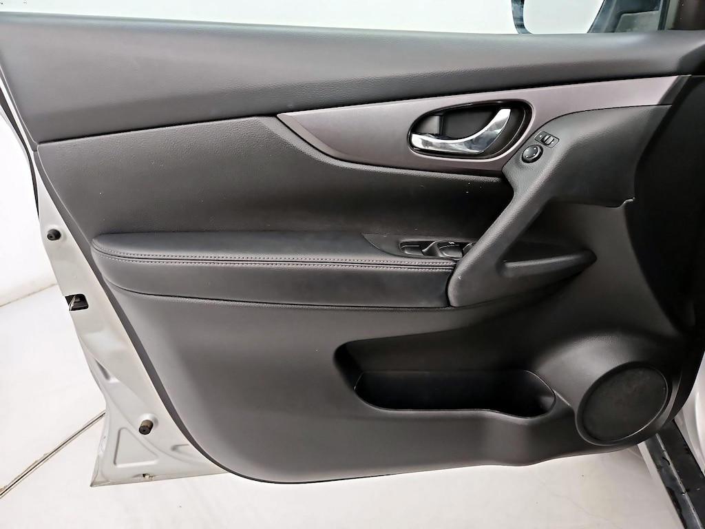 used 2016 Nissan Rogue car, priced at $14,998