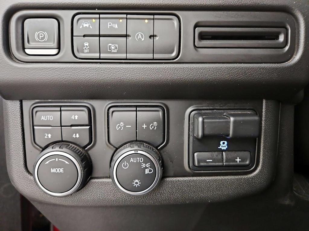 used 2023 Chevrolet Tahoe car, priced at $54,998