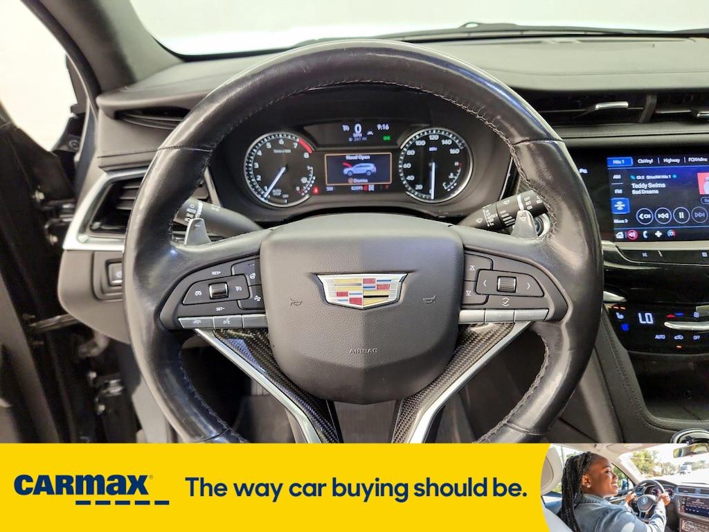 used 2020 Cadillac XT6 car, priced at $27,998