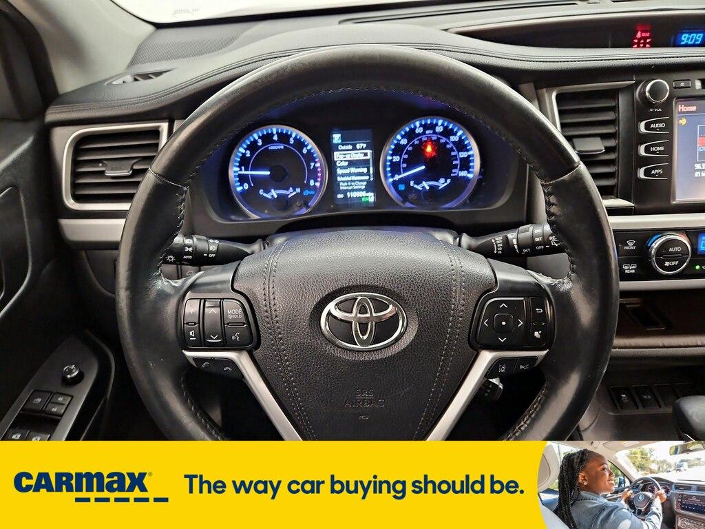 used 2019 Toyota Highlander car, priced at $20,998