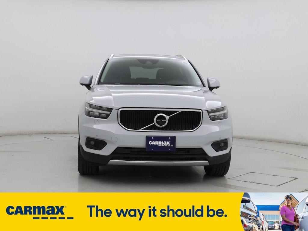 used 2022 Volvo XC40 car, priced at $28,998