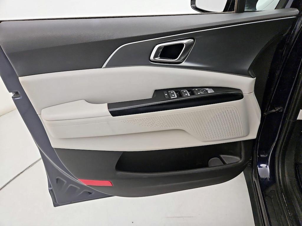 used 2022 Kia Carnival car, priced at $29,998