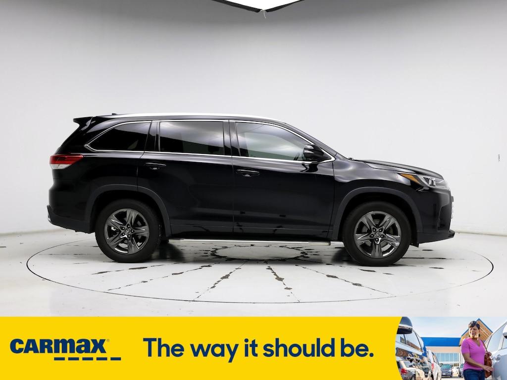 used 2017 Toyota Highlander car, priced at $23,998