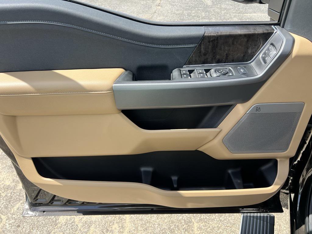 new 2025 Ford F-250 car, priced at $81,143
