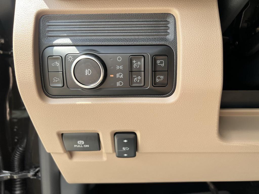 new 2025 Ford F-250 car, priced at $81,143