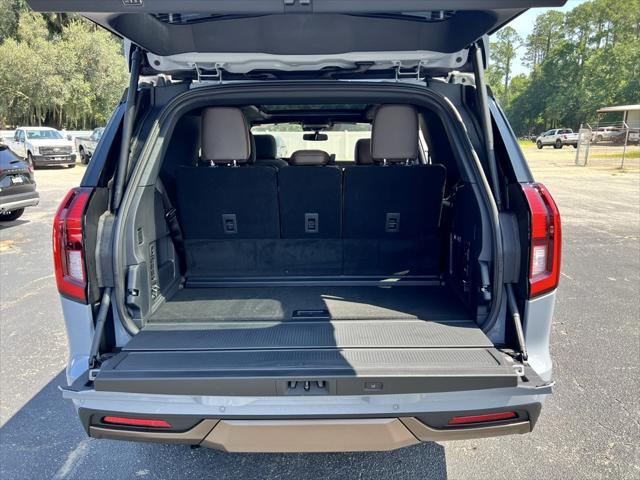 new 2025 Ford Expedition car, priced at $87,325