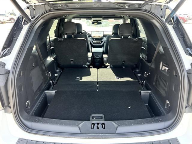 new 2025 Ford Explorer car, priced at $63,811