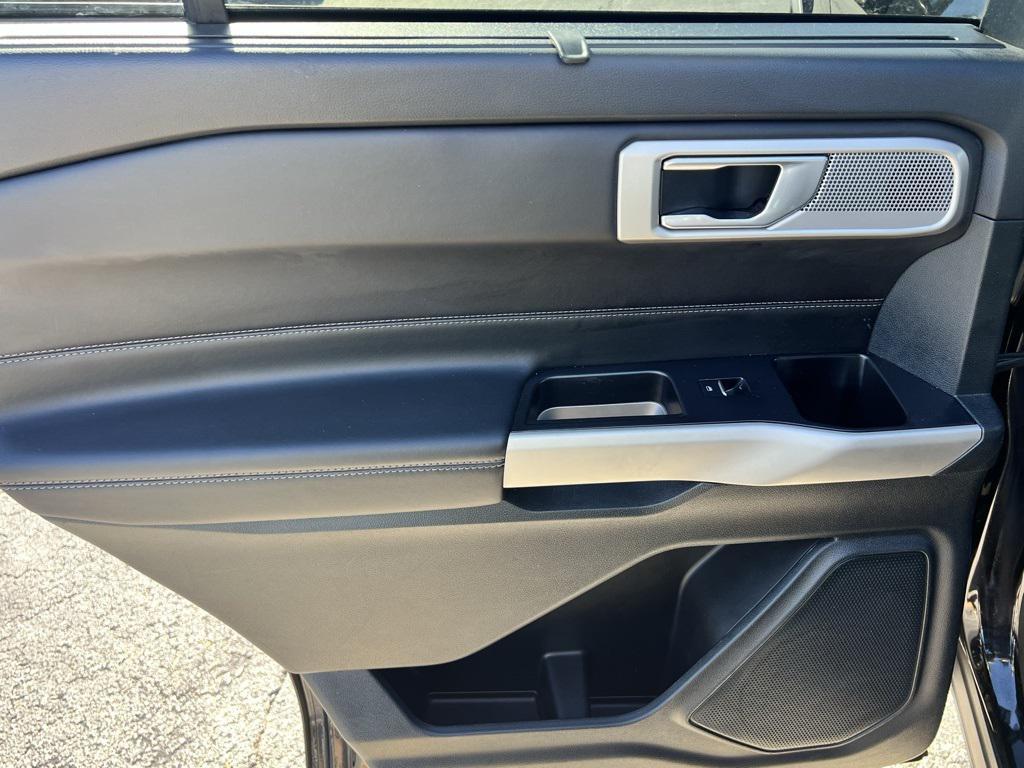 used 2023 Ford Explorer car, priced at $33,698