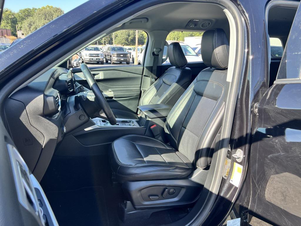 used 2023 Ford Explorer car, priced at $33,698