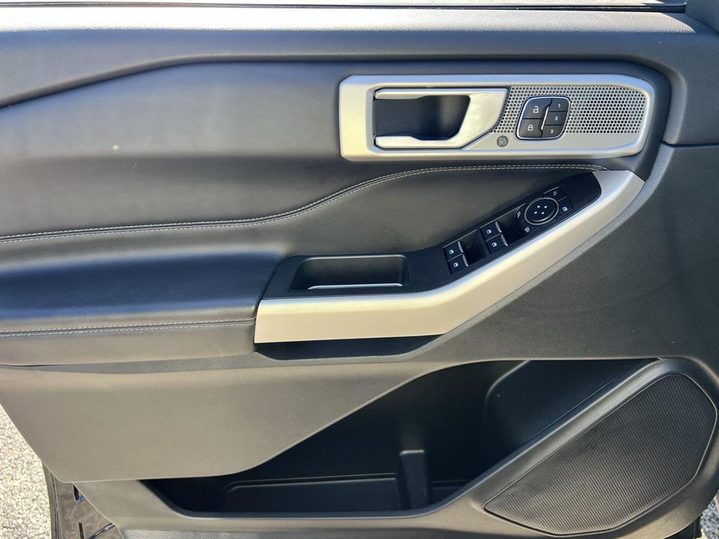 used 2023 Ford Explorer car, priced at $33,698