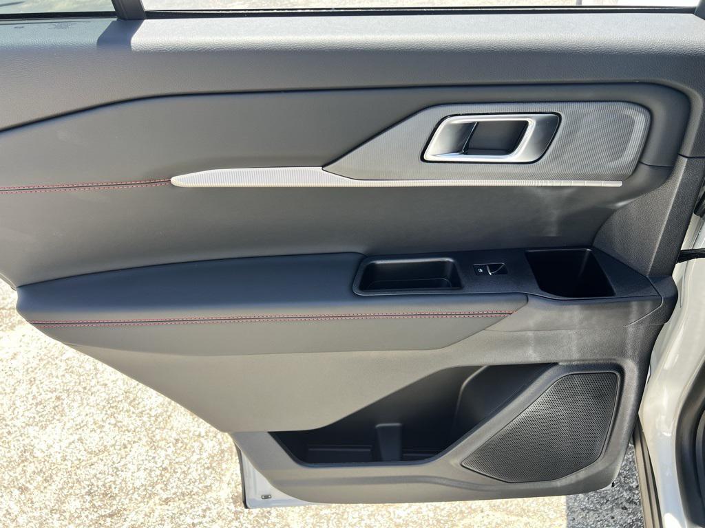 new 2025 Ford Explorer car, priced at $48,041