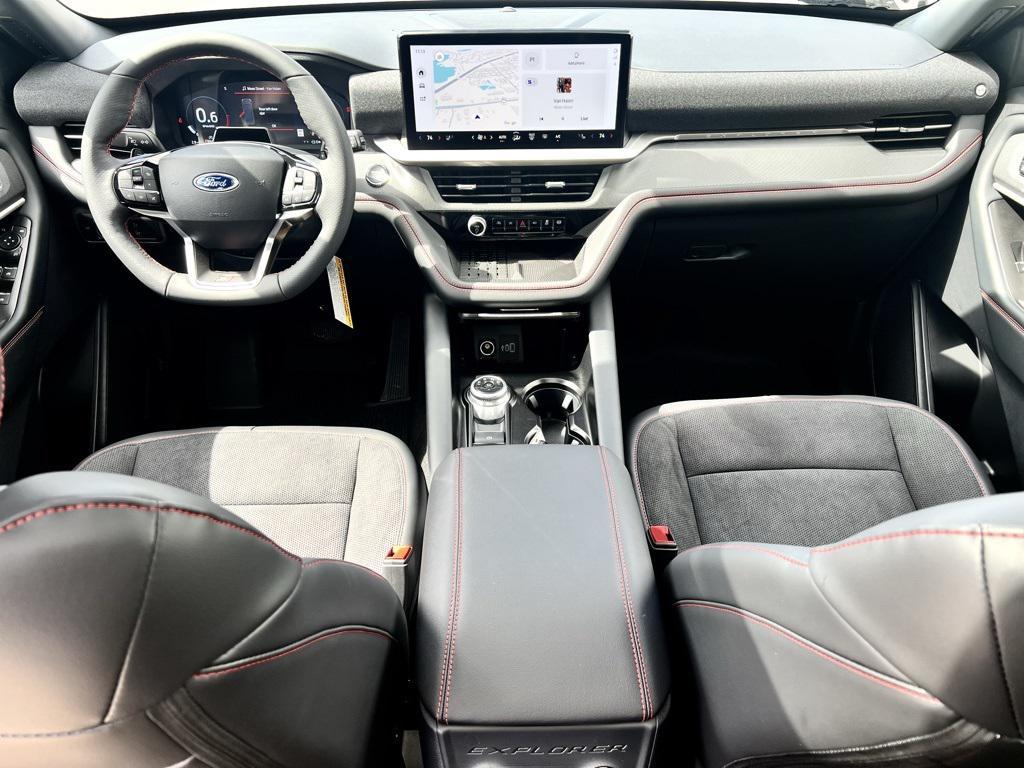 new 2025 Ford Explorer car, priced at $57,906