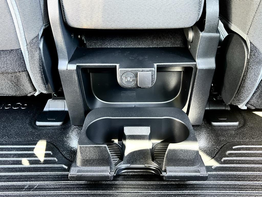 new 2025 Ford F-250 car, priced at $68,224