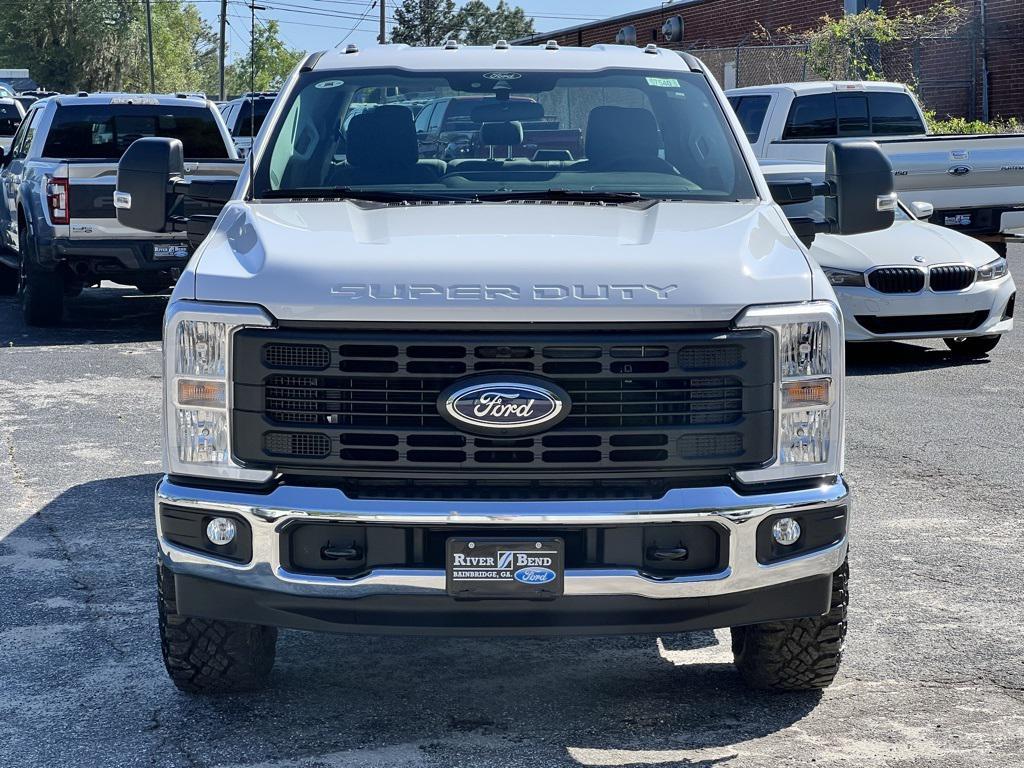 new 2025 Ford F-250 car, priced at $68,224