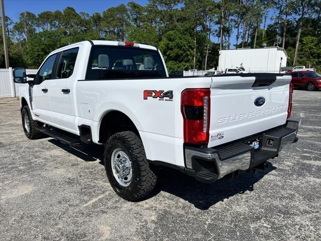 new 2025 Ford F-250 car, priced at $70,910