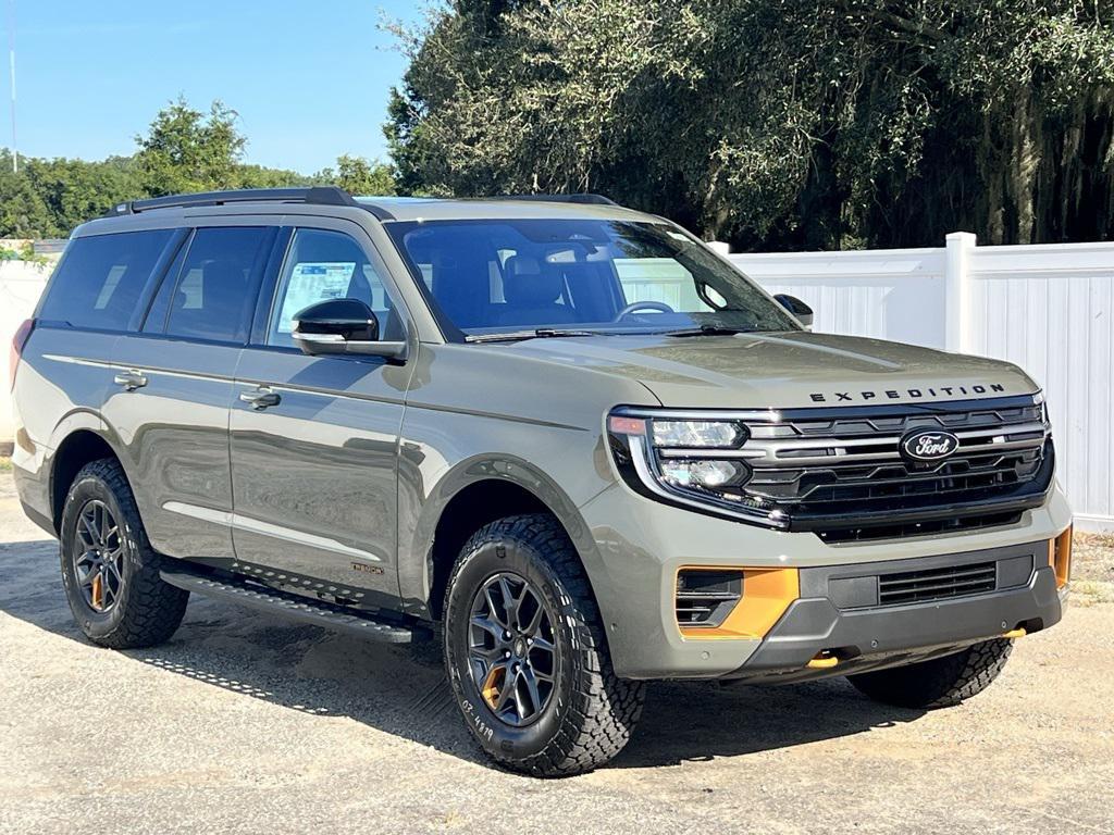 new 2025 Ford Expedition car, priced at $83,745