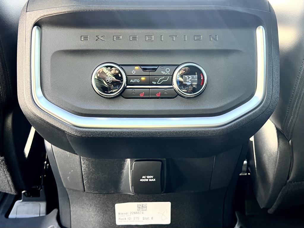new 2025 Ford Expedition car, priced at $83,745