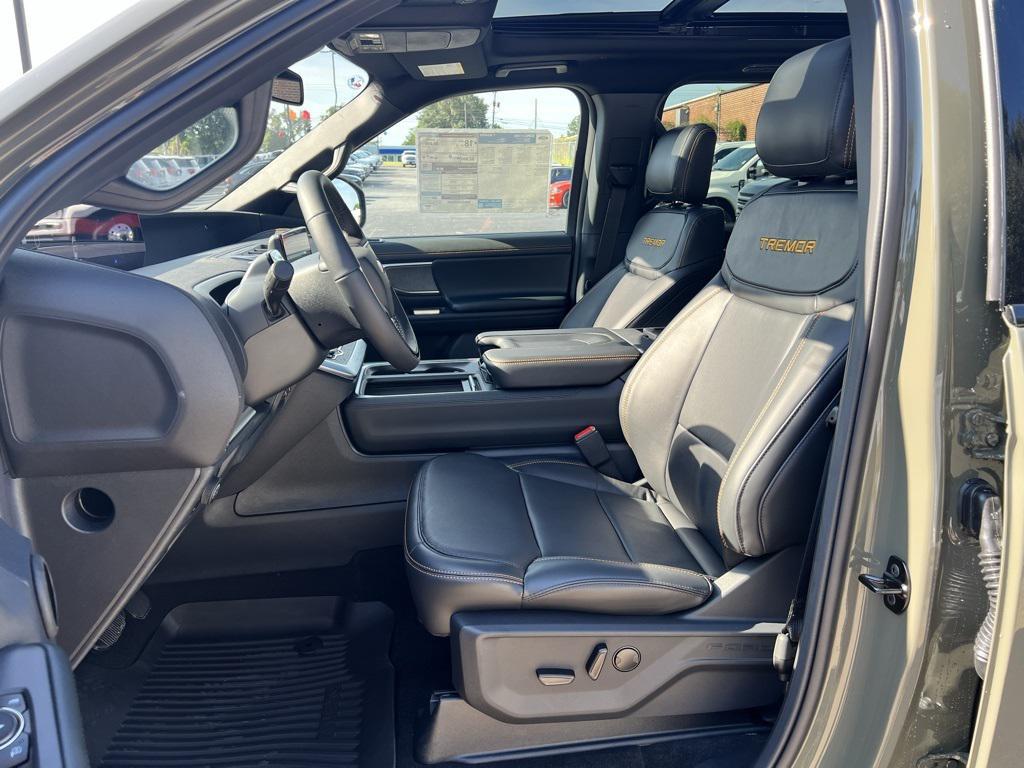 new 2025 Ford Expedition car, priced at $83,745