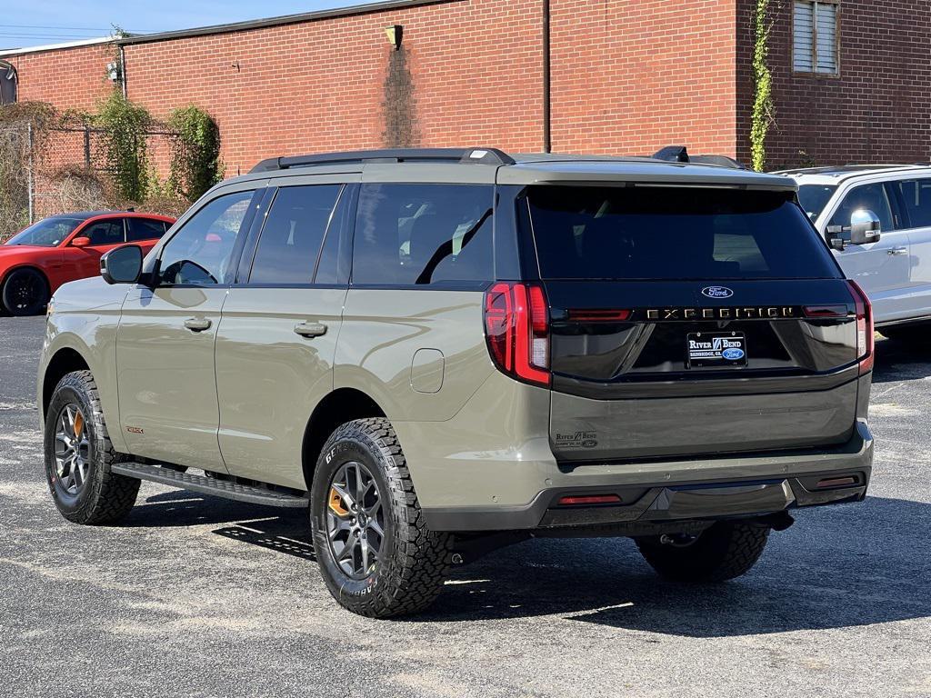 new 2025 Ford Expedition car, priced at $83,745