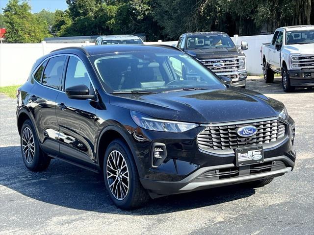 new 2025 Ford Escape PHEV car, priced at $32,118