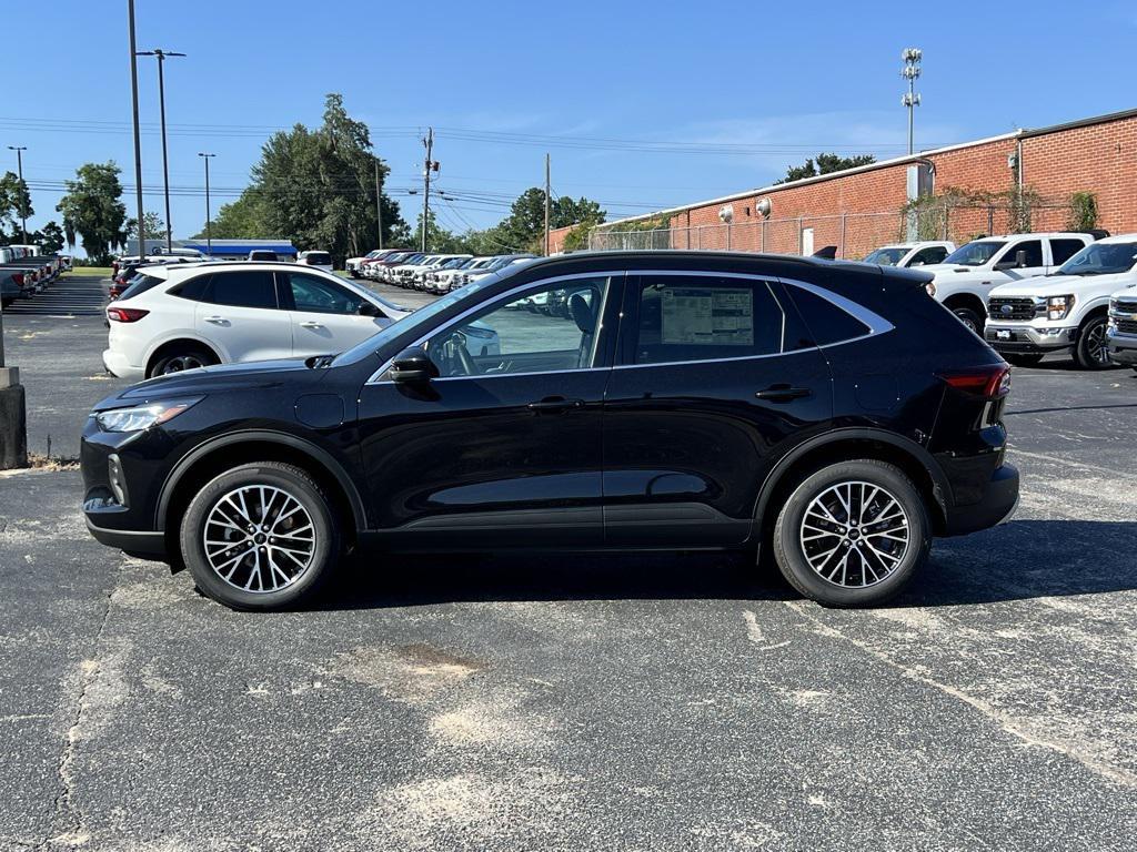 new 2025 Ford Escape PHEV car, priced at $30,618