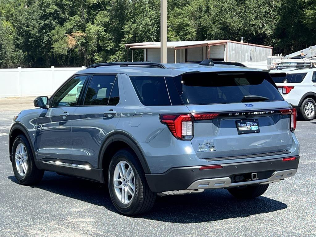 new 2025 Ford Explorer car, priced at $43,364