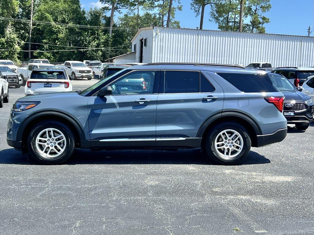 new 2025 Ford Explorer car, priced at $43,364